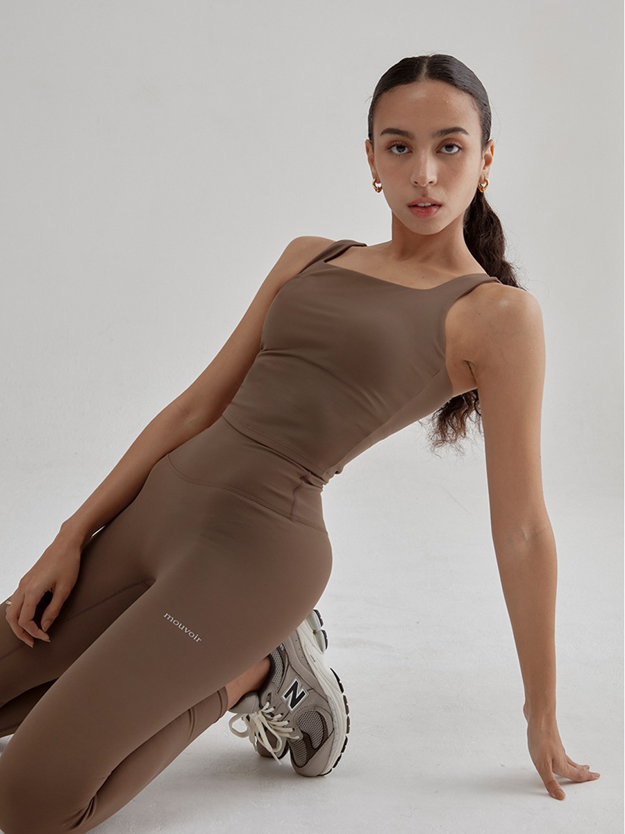 gentle movement top -toasted brown